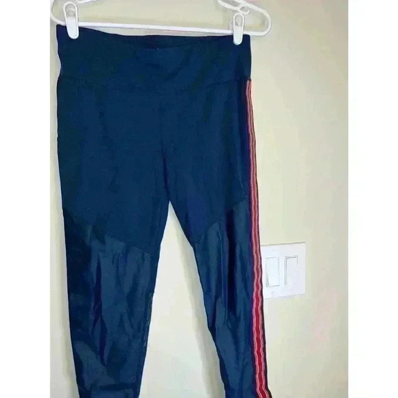 SOLD••Sweaty Betty the power leggings size medium - Picture 2 of 10